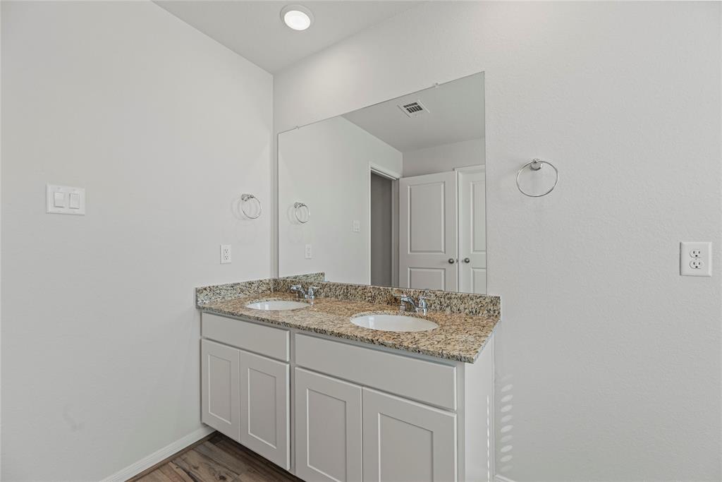 5263 Shallowhurst Lane, Katy, Texas image 11