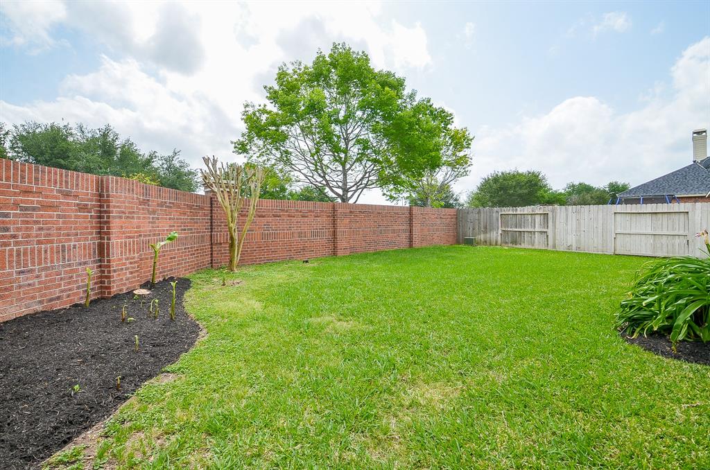 3911 Fallsbrook Court, Sugar Land, Texas image 31