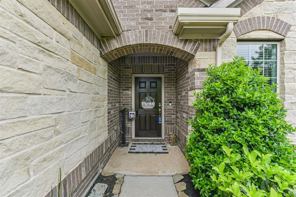 123 Buttonwood Court, Conroe, Texas image 4