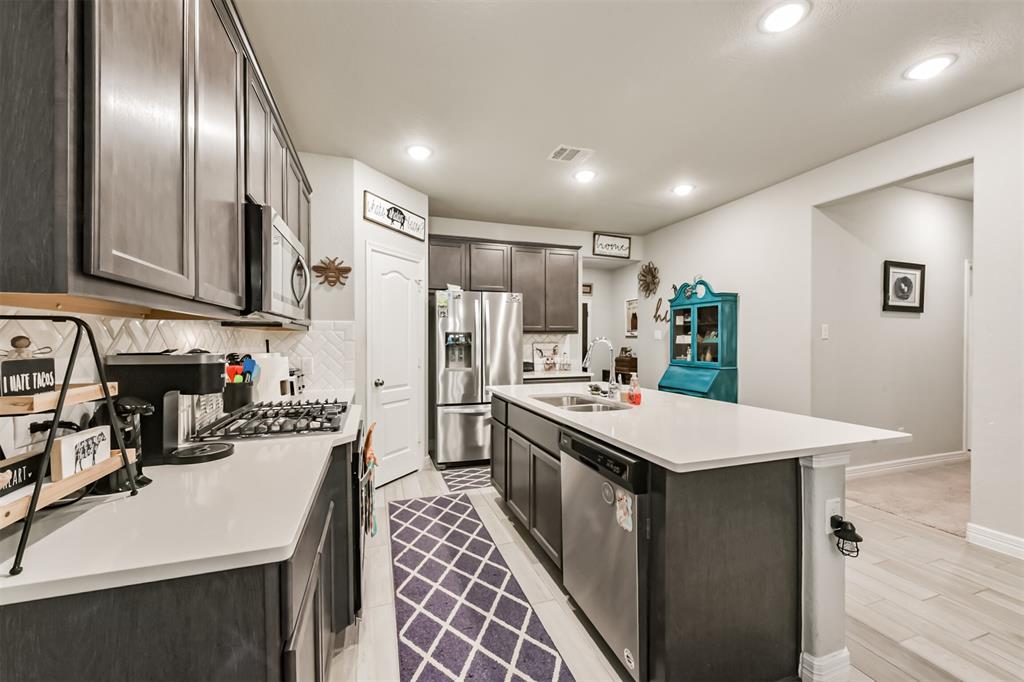 123 Buttonwood Court, Conroe, Texas image 12