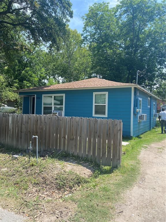 6706 Tippett Street, Houston, Texas image 2