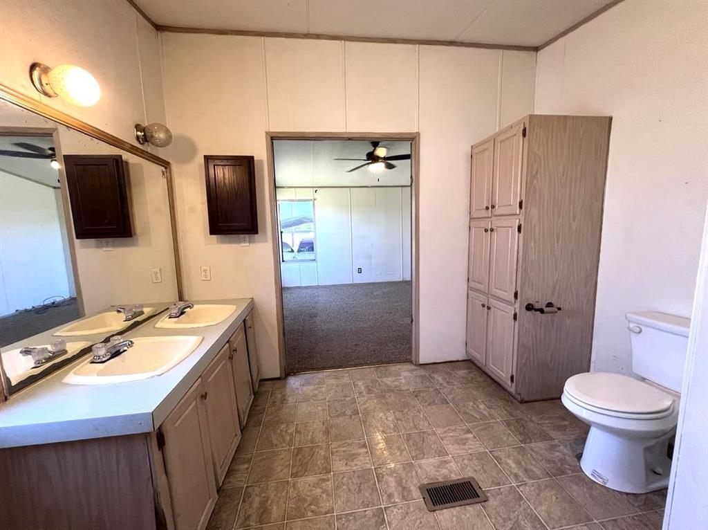 541 County Road 1855, Grapeland, Texas image 12