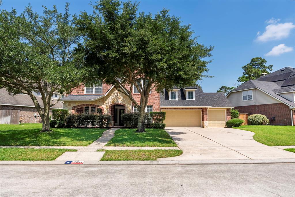 7511 Stonebridge Creek Lane, Humble, Texas image 2