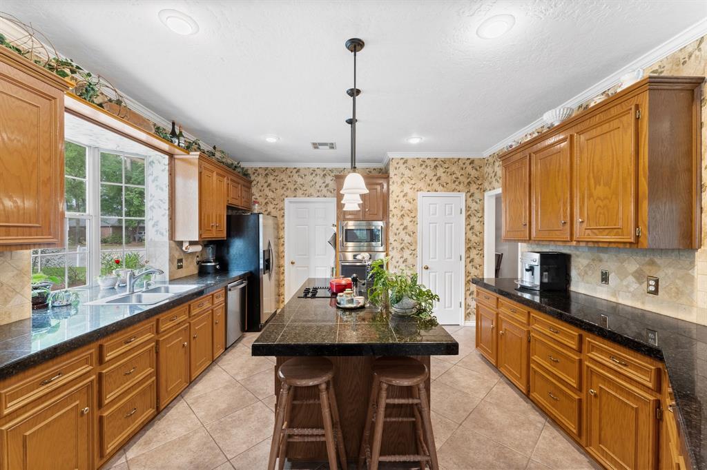 427 Heather Lane, Conroe, Texas image 17