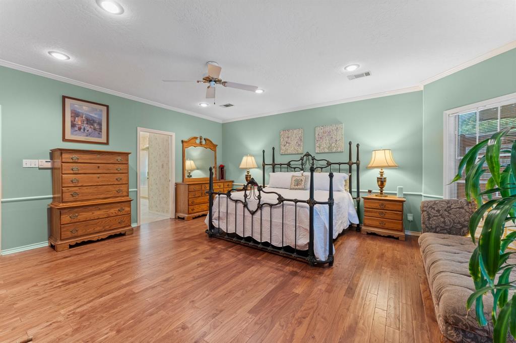 427 Heather Lane, Conroe, Texas image 19