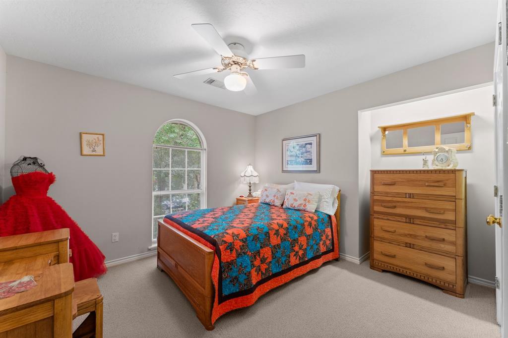 427 Heather Lane, Conroe, Texas image 30