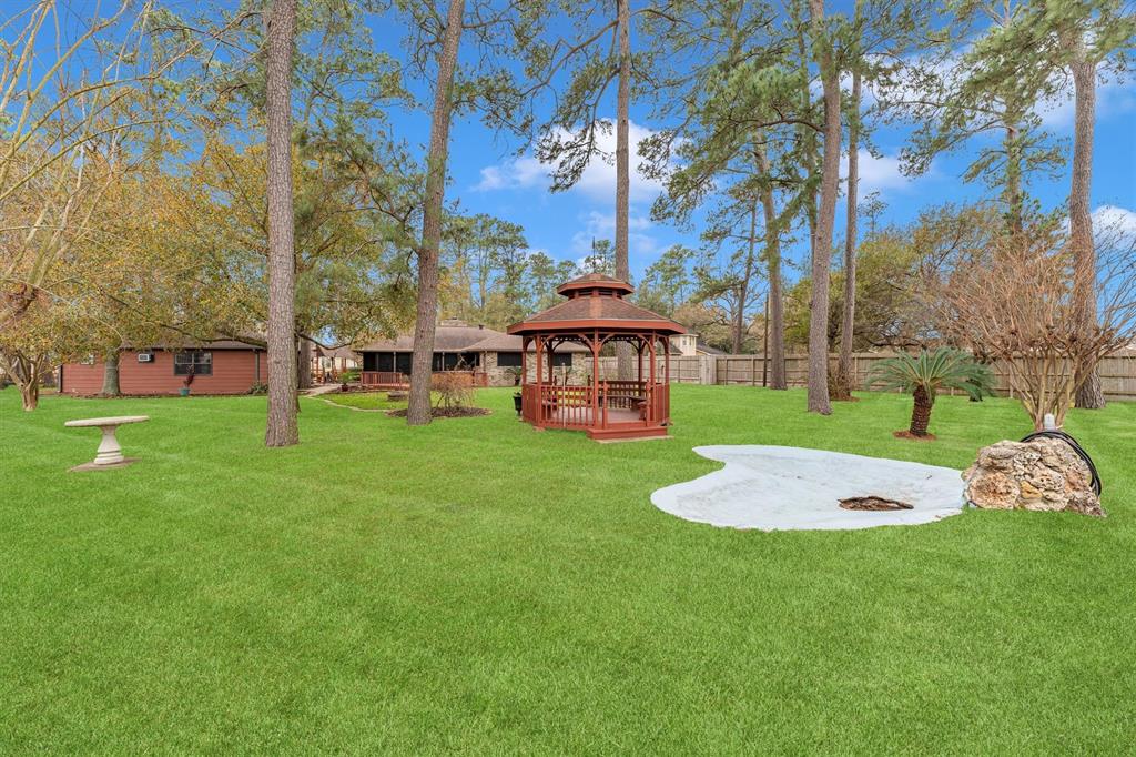 10702 Indian Trails Drive, Tomball, Texas image 33