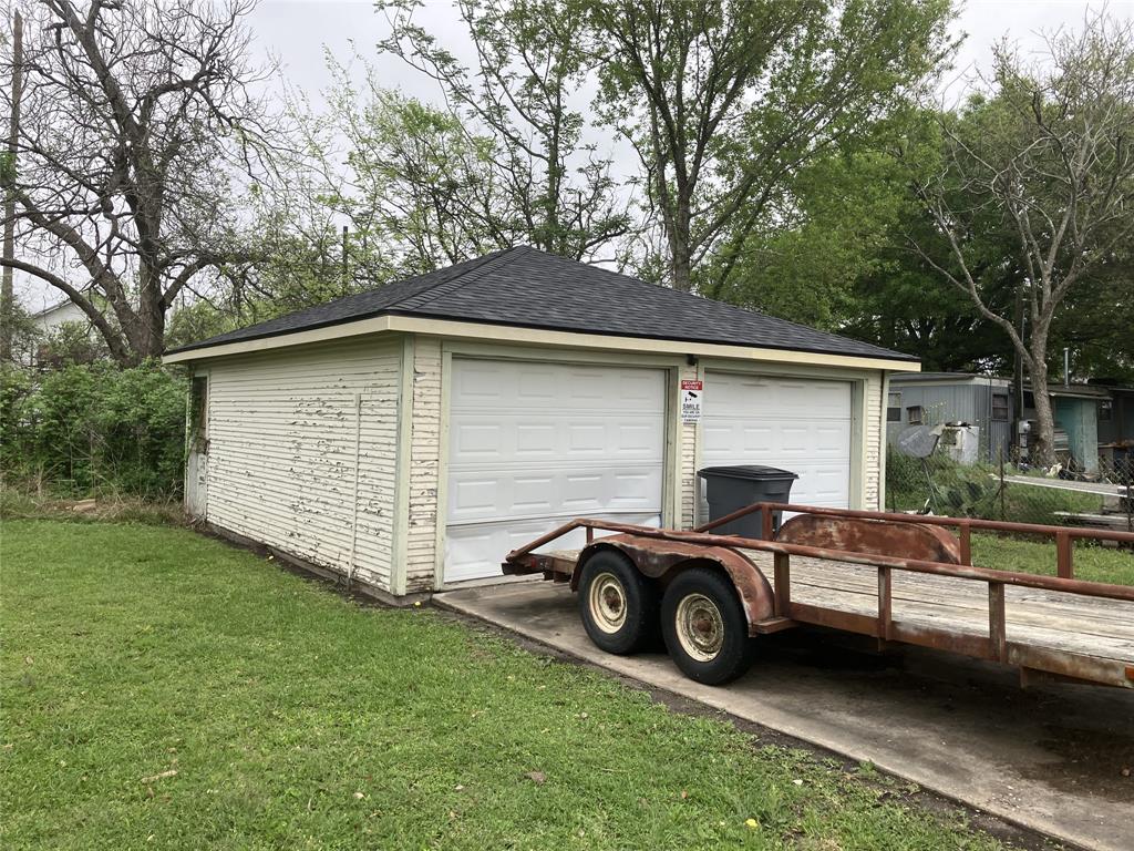 1401 8th Street, Bay City, Texas image 8