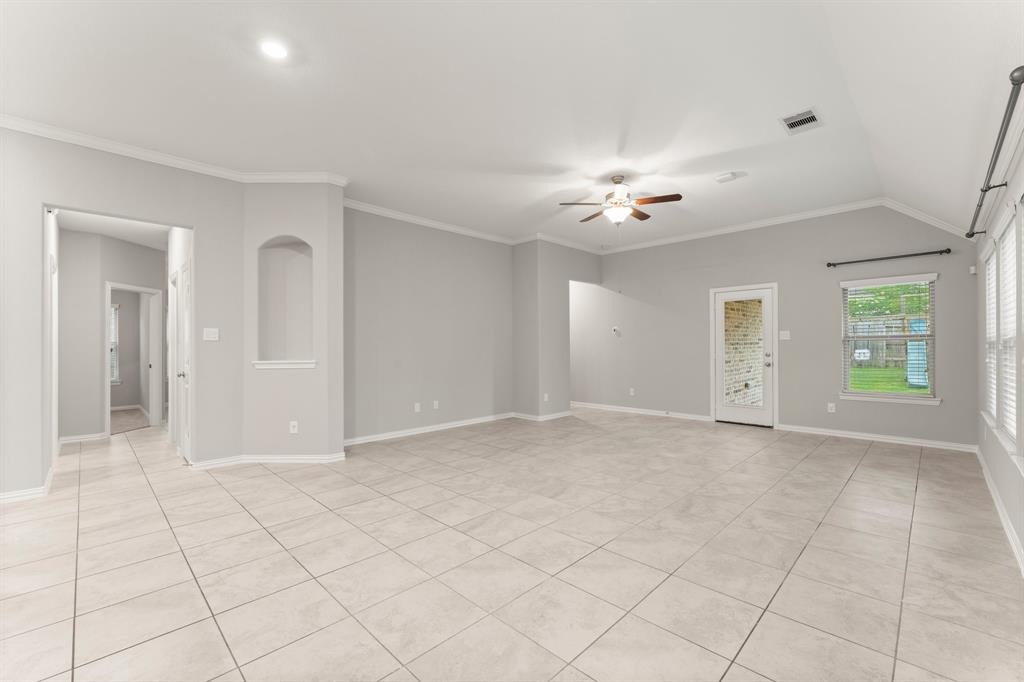 27918 Creek Flat Drive, Spring, Texas image 18
