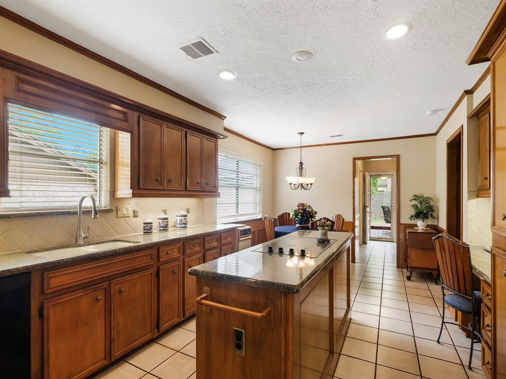 16707 Rugby Court, Spring, Texas image 8