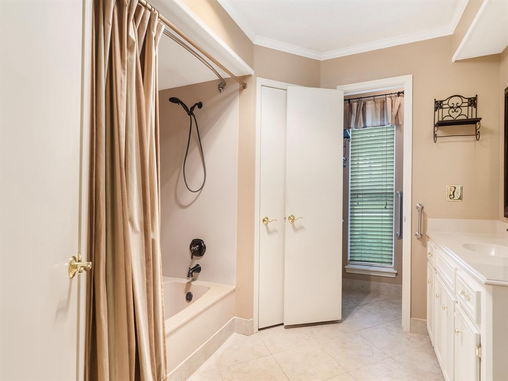 16707 Rugby Court, Spring, Texas image 15