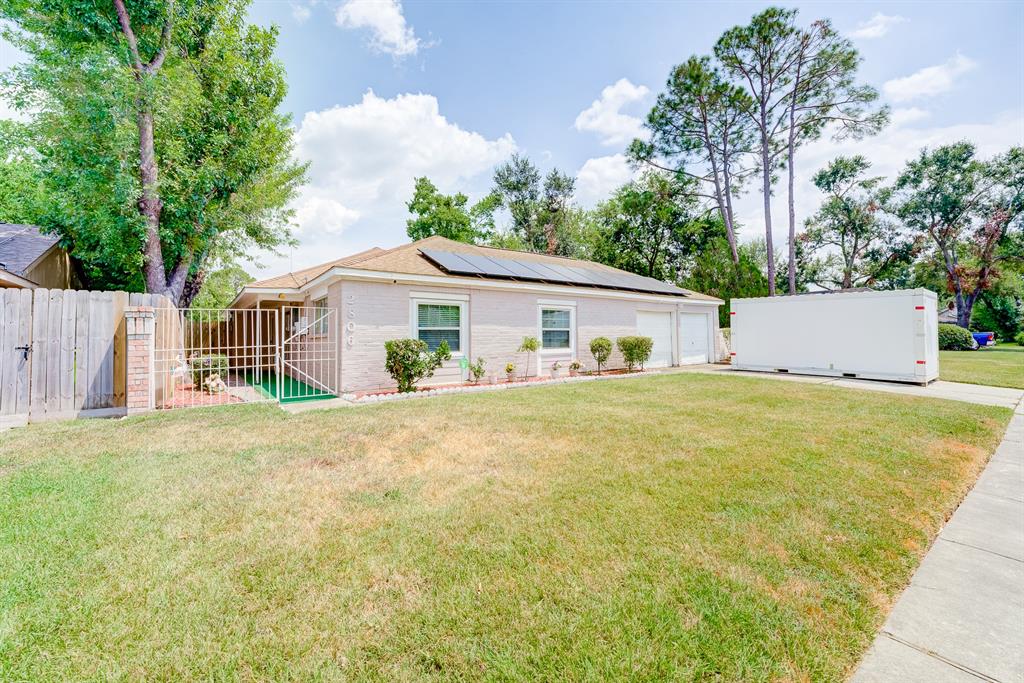 2806 Quail Valley East Drive, Missouri City, Texas image 3