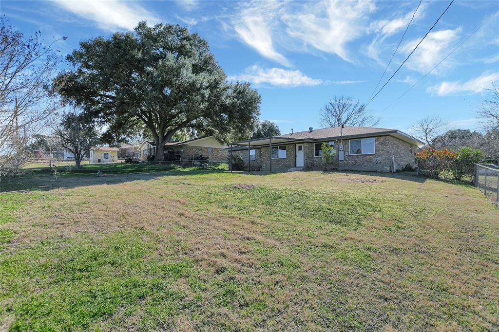 218 Edward Lane, Brenham, Texas image 32