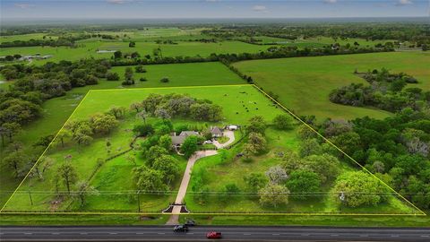 26179 Highway 6 Hempstead TX 77445