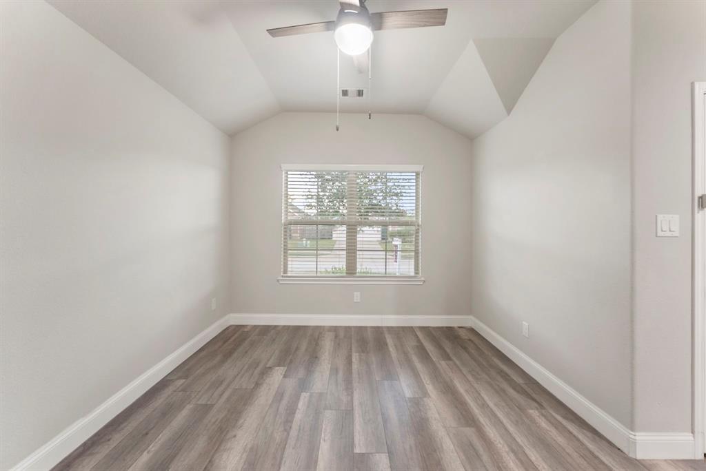 14077 Lake Crescent Drive, Conroe, Texas image 5