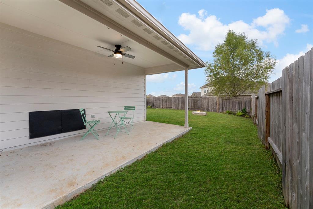 14077 Lake Crescent Drive, Conroe, Texas image 32