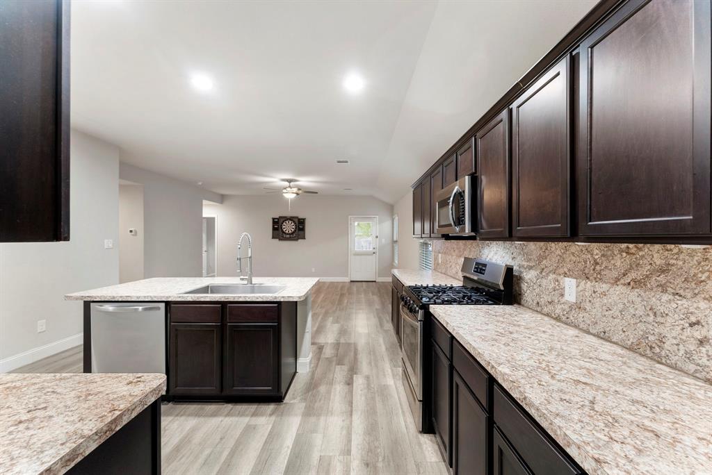 14077 Lake Crescent Drive, Conroe, Texas image 10