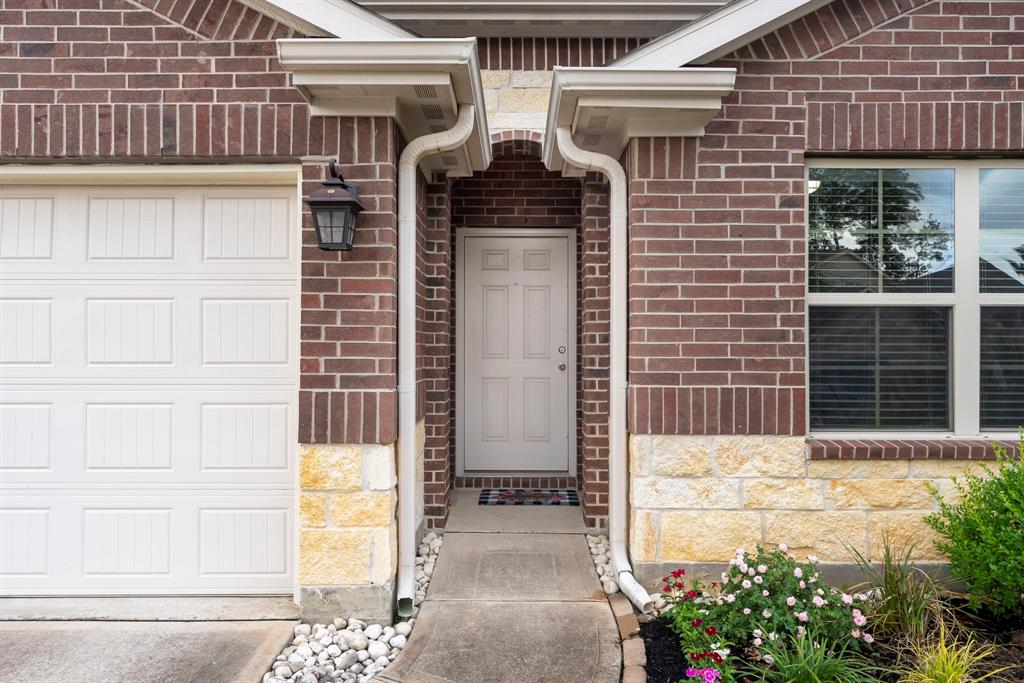 14077 Lake Crescent Drive, Conroe, Texas image 3