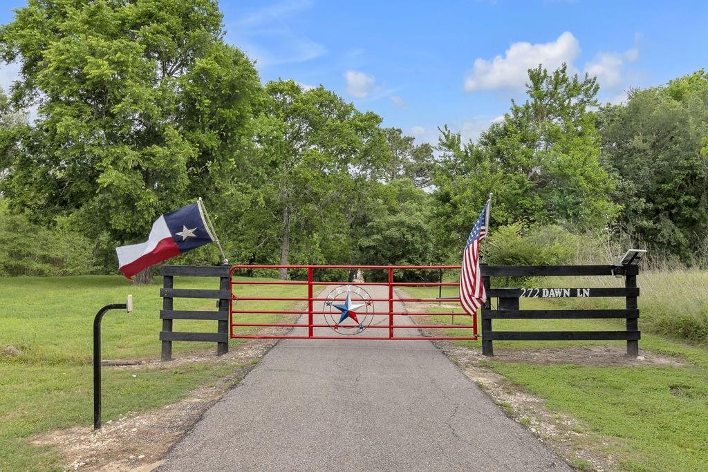 272 Dawn Lane, Coldspring, Texas image 3