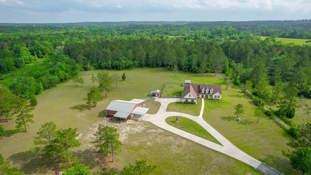 272 Dawn Lane, Coldspring, Texas image 1