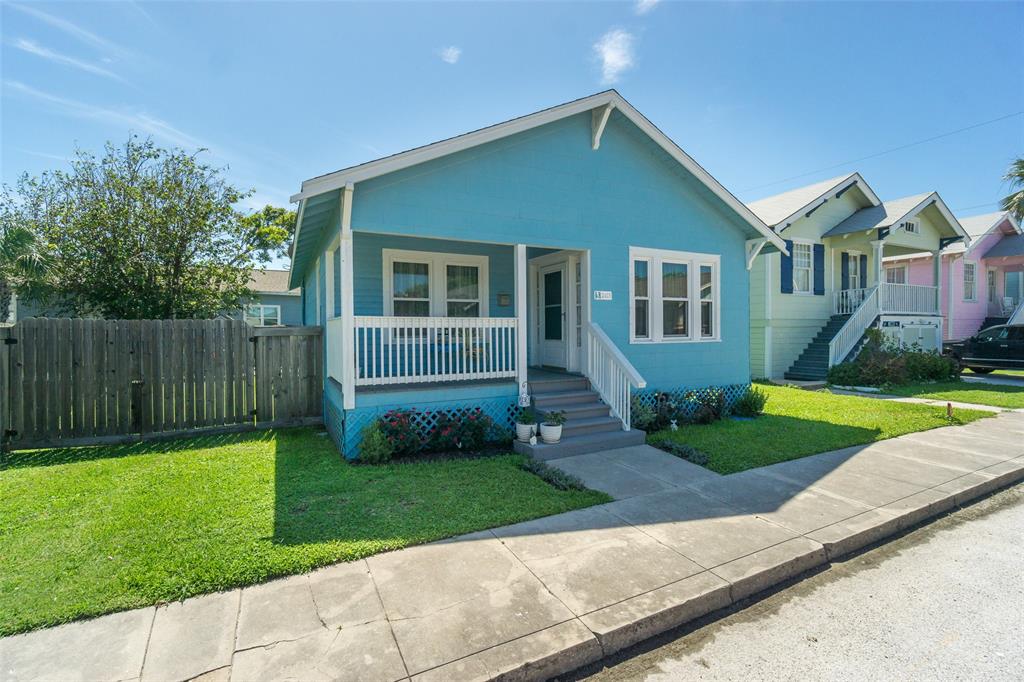 2415 38th Street, Galveston, Texas image 1
