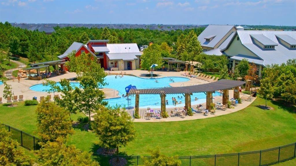 5407 Rocky Banks Way, Fulshear, Texas image 9