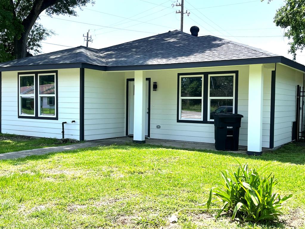 Photo 15 of 15 of 3734 Yellowstone Blvd Boulevard house