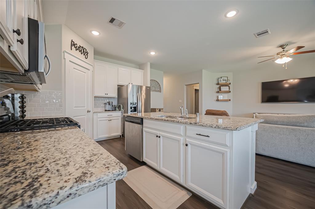 16326 Rockdale Landing Drive, Hockley, Texas image 18