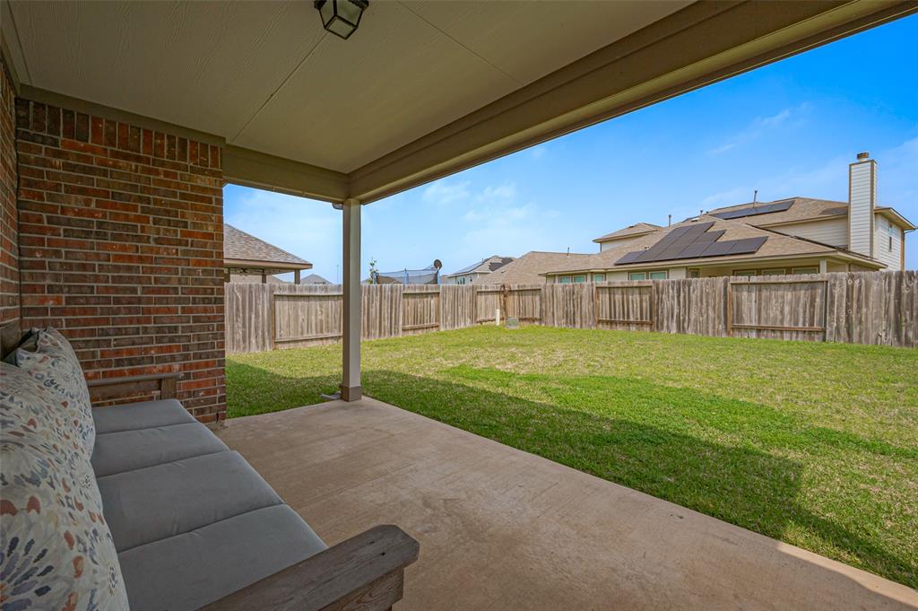 16326 Rockdale Landing Drive, Hockley, Texas image 37
