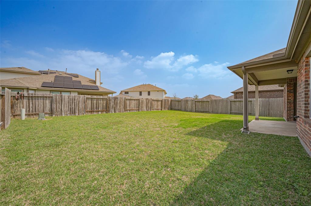 16326 Rockdale Landing Drive, Hockley, Texas image 40