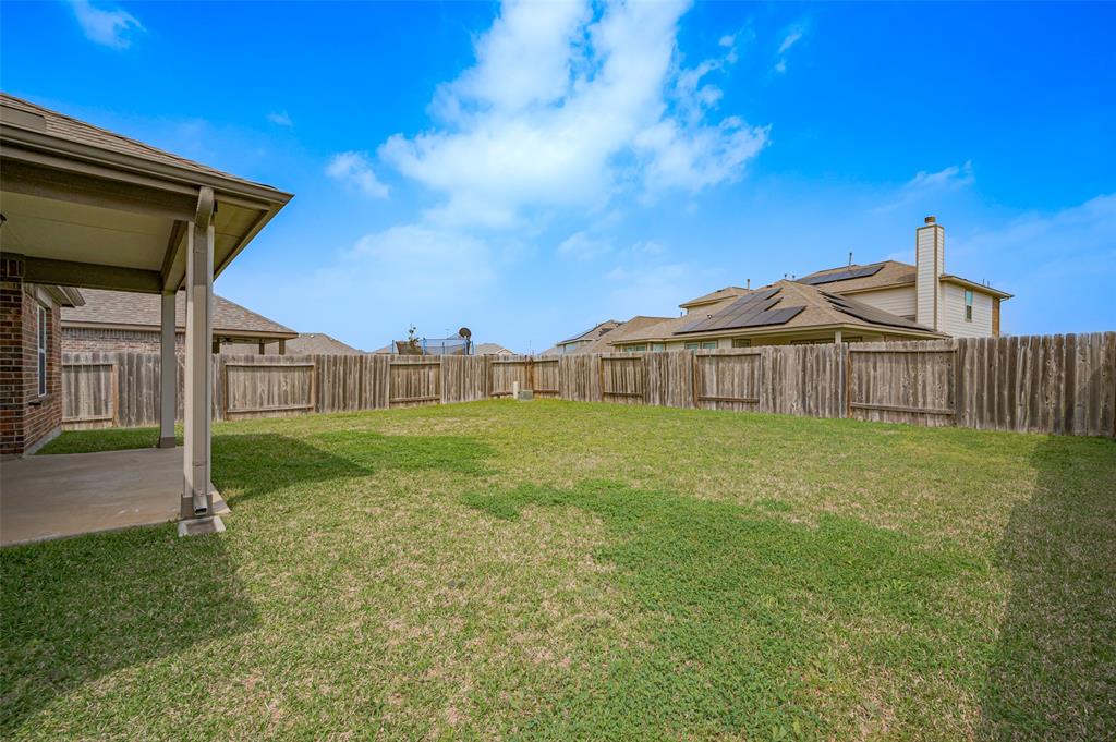16326 Rockdale Landing Drive, Hockley, Texas image 38