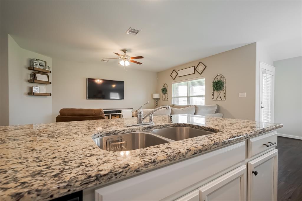 16326 Rockdale Landing Drive, Hockley, Texas image 15