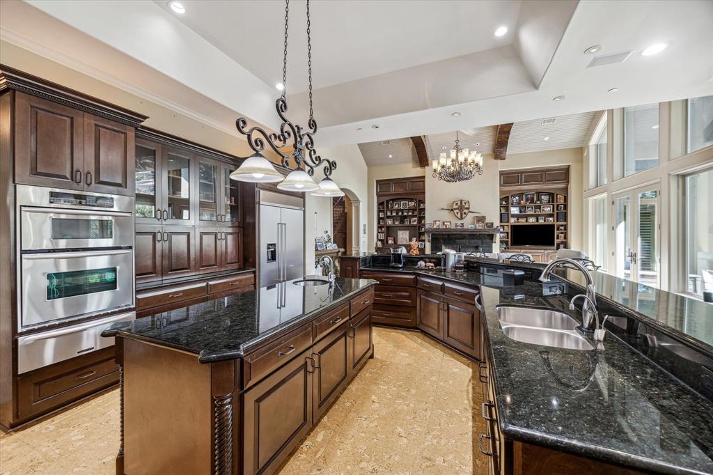 5217 Pine Street, Bellaire, Texas image 12