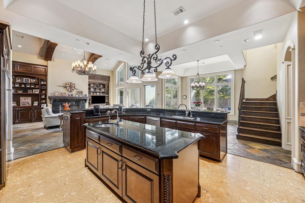 5217 Pine Street, Bellaire, Texas image 14