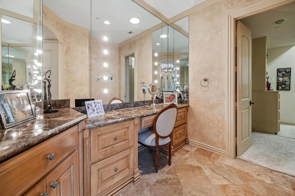 5217 Pine Street, Bellaire, Texas image 27