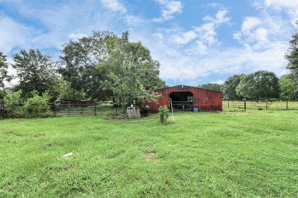 314 County Road 6881, Dayton, Texas image 32