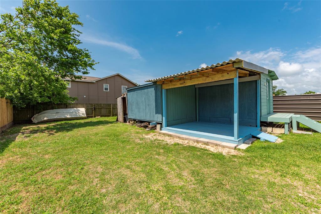 6901 Schlitz Lane, Hitchcock, Texas image 24