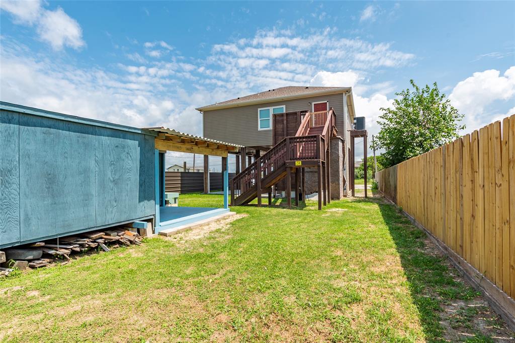 6901 Schlitz Lane, Hitchcock, Texas image 26