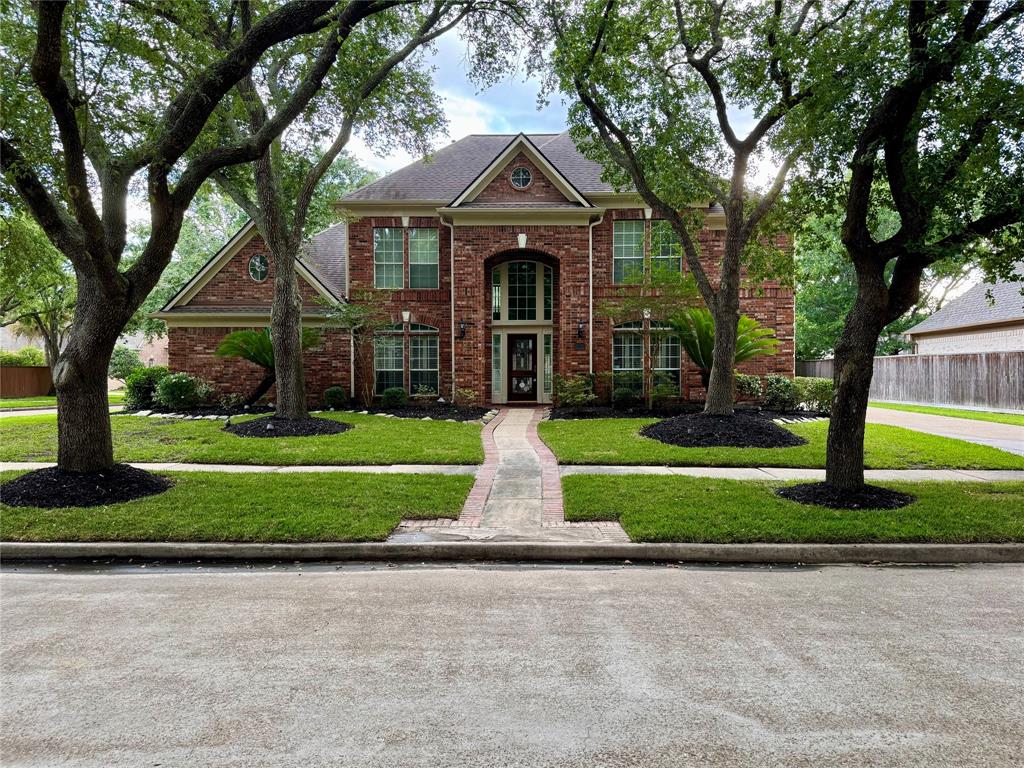 3719 Emerald Falls Drive, Houston, Texas image 1