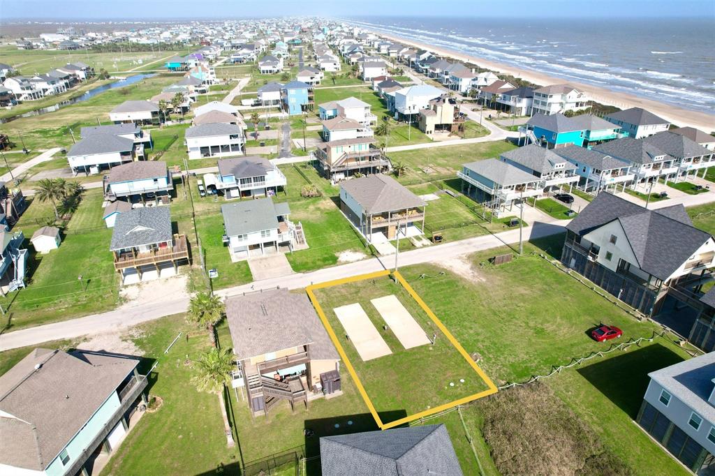 881 Meynig Drive, Crystal Beach, Texas image 5