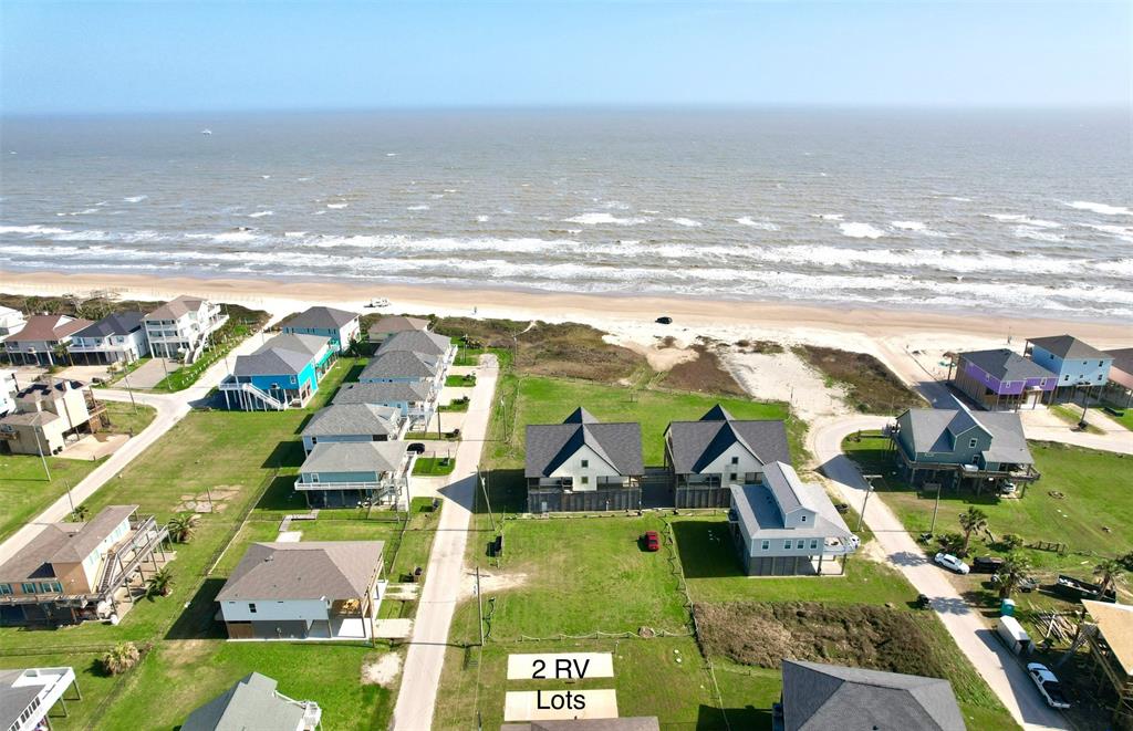 881 Meynig Drive, Crystal Beach, Texas image 10