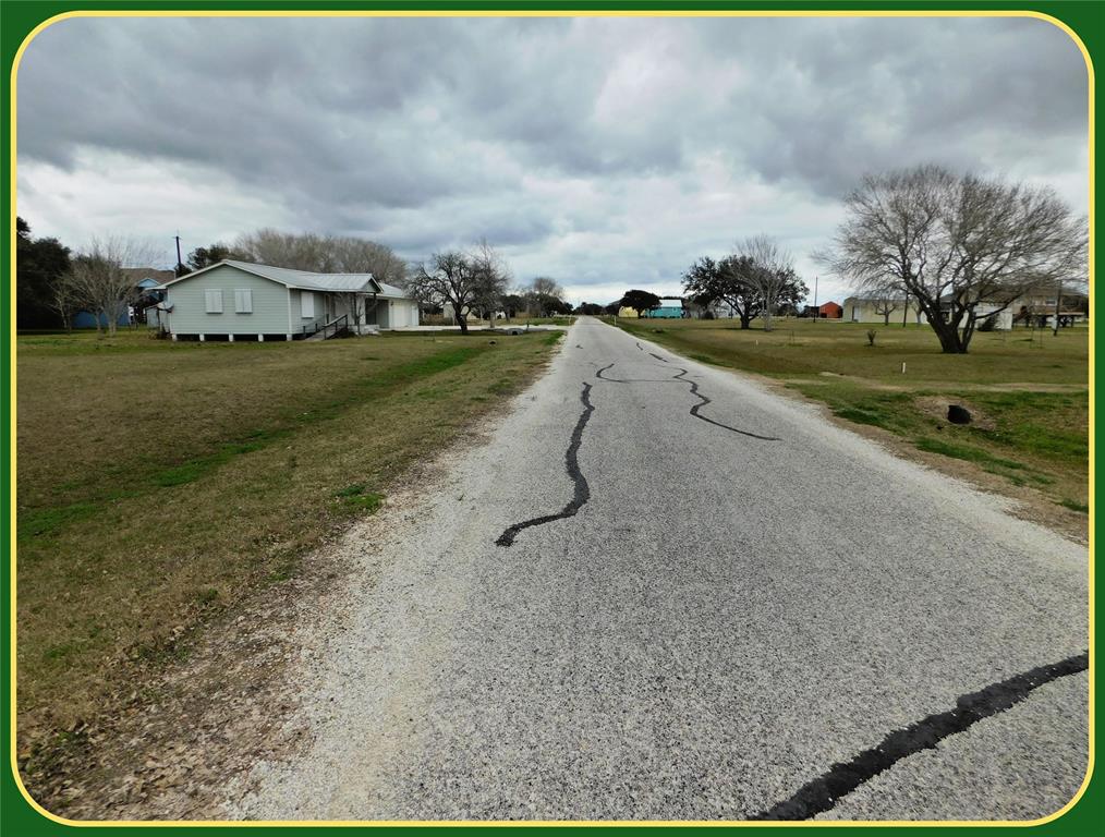 Lot 1037 Calumet Drive, Palacios, Texas image 3