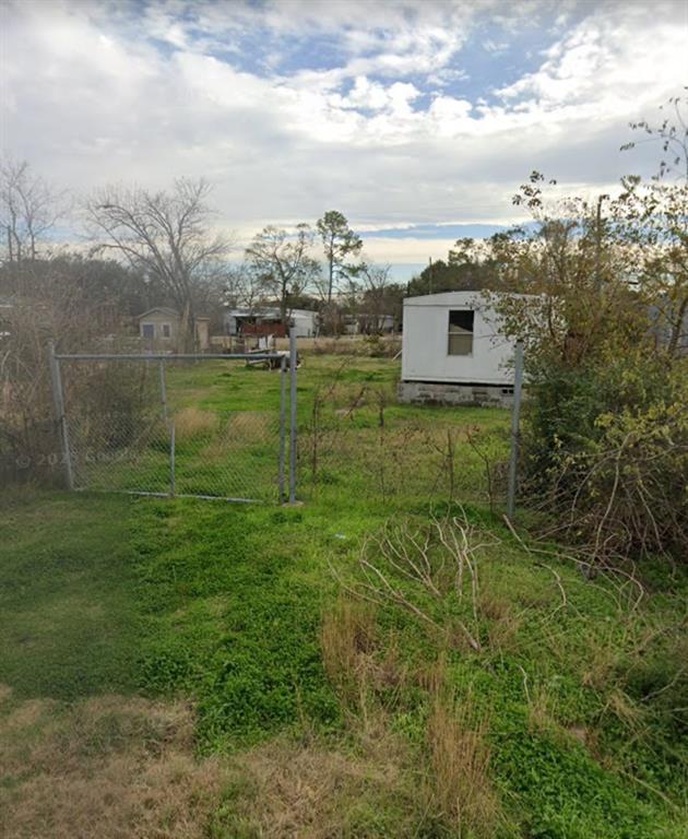 206 Cresent Drive, Fresno, Texas image 4
