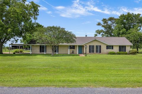 Photo of 17132 County Road 268 Rd, East Bernard, TX 77435 (MLS # 96443879)