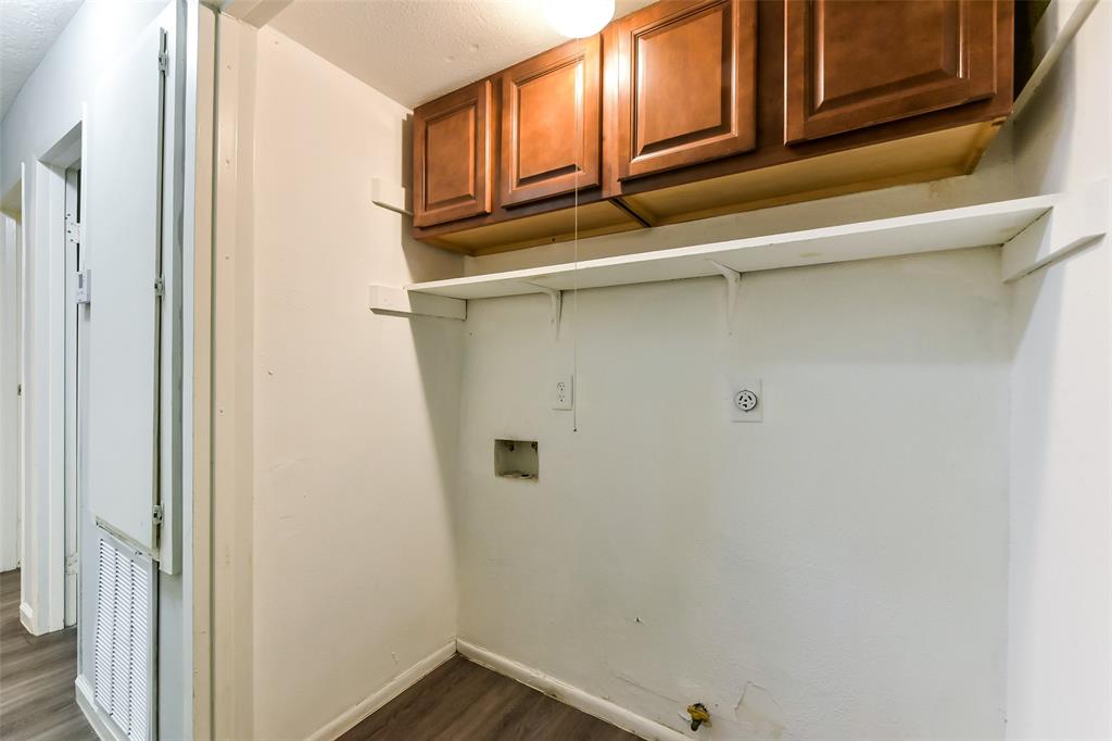 10015 Valley Lake Drive, Houston, Texas image 15