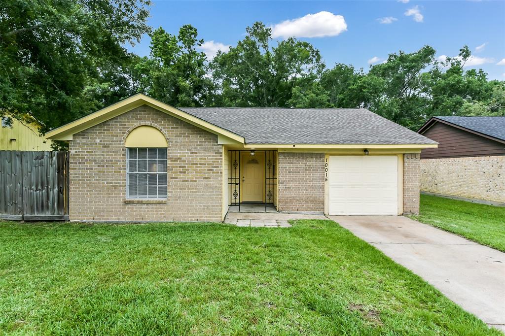 10015 Valley Lake Drive, Houston, Texas image 1