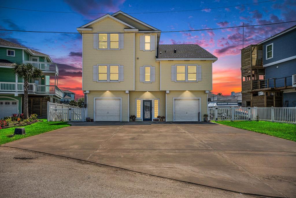 12821 E Barcelona, Galveston, Texas image 2