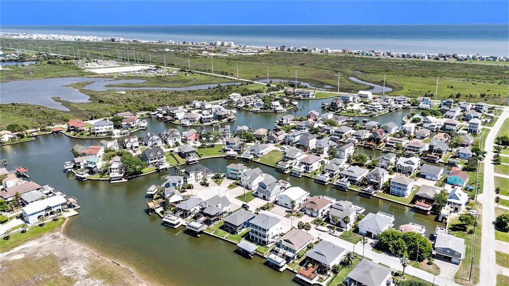 12821 E Barcelona, Galveston, Texas image 37