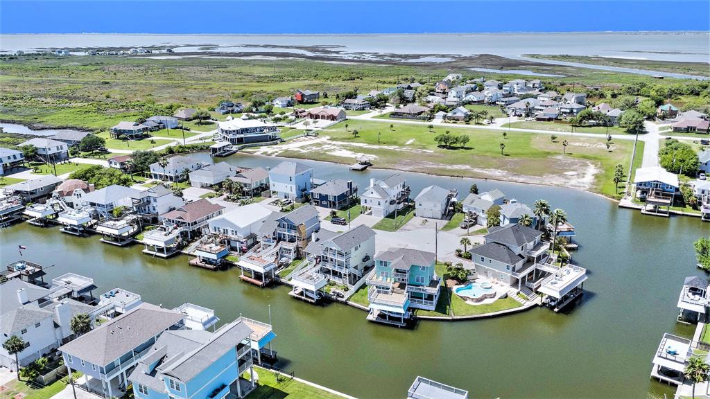 12821 E Barcelona, Galveston, Texas image 36