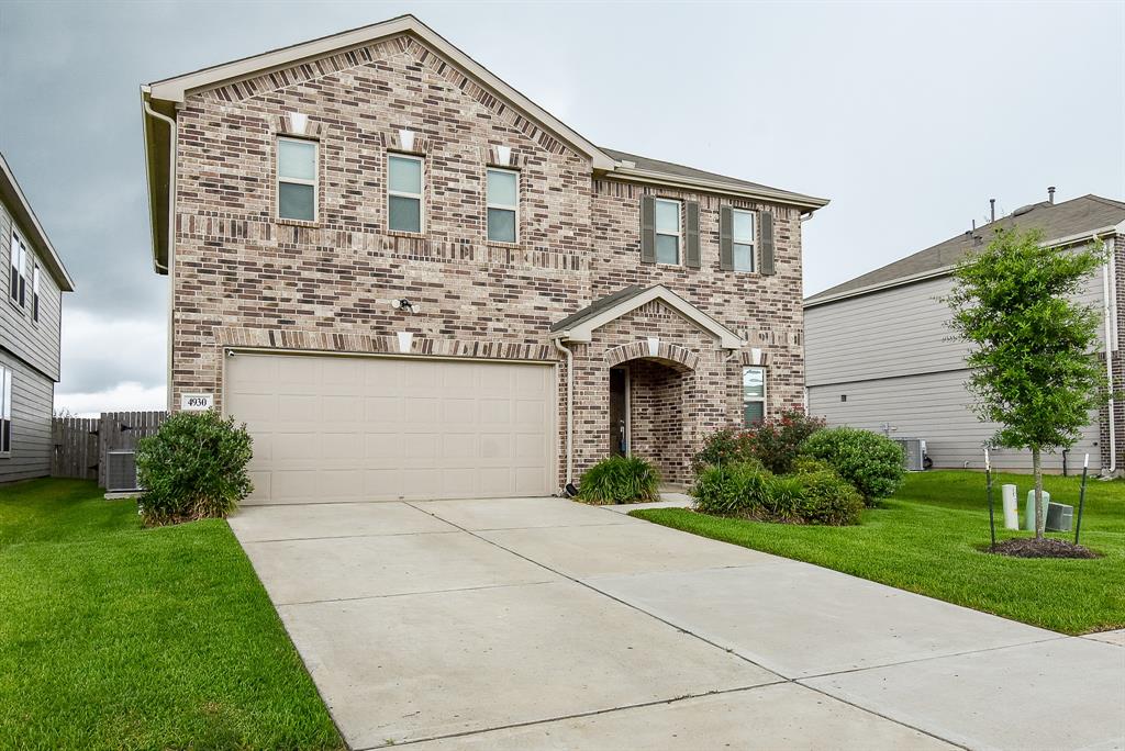 4930 Lucky Fawn Lane